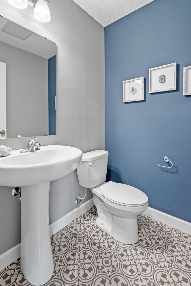 8. Half Bath.jpg