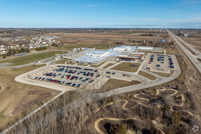 Ozaukee Middle School is a highly rated, public school located in Fredonia, WI.