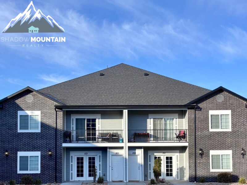 1558 N 160 W unit 102, Logan, UT 84341 - photo 1