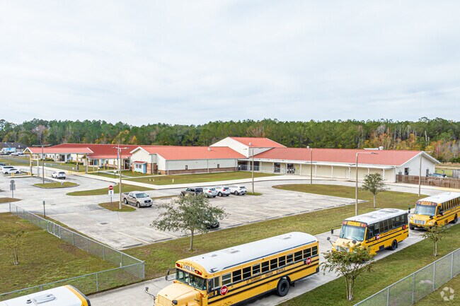 Little Pearl Elementary School is a part of the St. Tammany Parish Public School System.