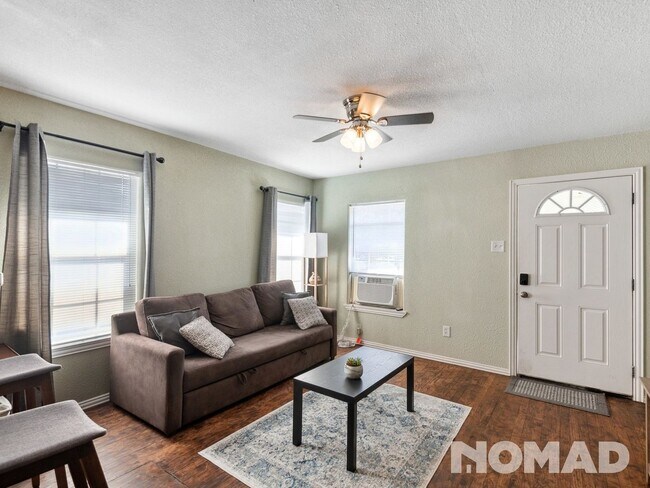 516 N Montreal Ave, Dallas, TX 75208 - photo 7