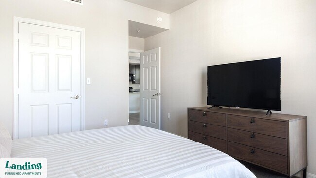 4590 Winkler Ave unit 9-307.1410923, Fort Myers, FL 33966 - photo 2