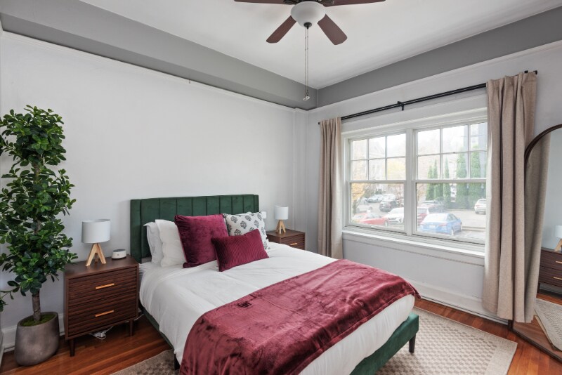 Embassy unit 212, Portland, OR 97209 - photo 1