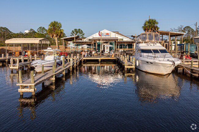 The Bayou Dockside Bar & Grill is a waterfront restaurant in Gulf Park Estates.