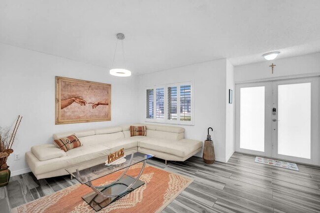 909 NW 135th Ct unit ID1232025P, Miami, FL 33182 - photo 2