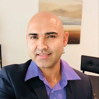 Enrique Olivares