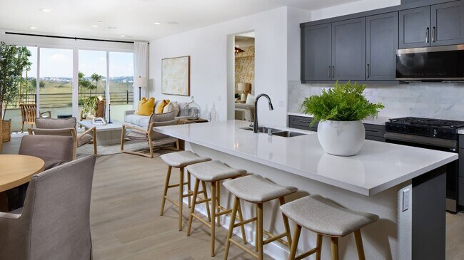 14006 Lemurine Way unit 36041063, San Diego, CA 92126 - photo 7