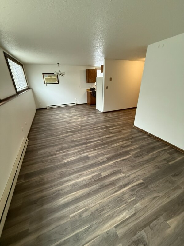 319 N 50th St unit 321, Grand Forks, ND 58203 - photo 2