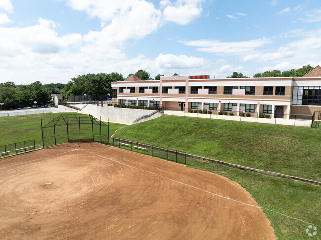 Waters Landing Elementary School serves students in grades K-5.