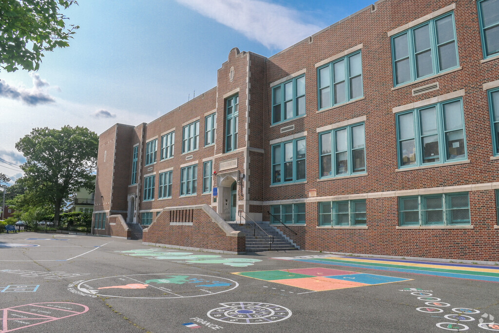 Play area in front of the entrance to Taylor Elementary School