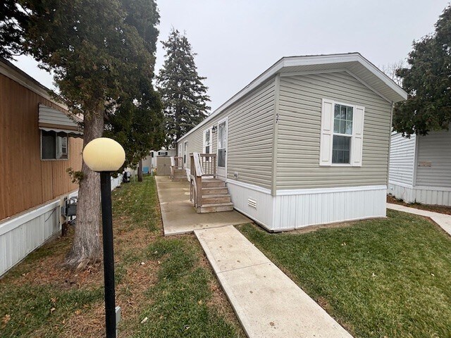 57 3rd St, Dearborn Heights, MI 48127 - photo 7