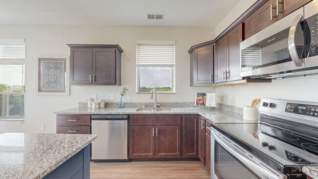 Lake Jonathan Flats, Chaska, MN 55318 - photo 3