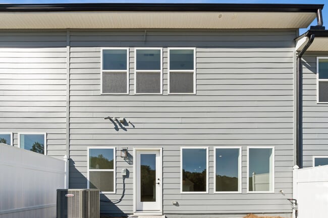 162 Redbud Rd, Canton, GA 30114 - photo 3