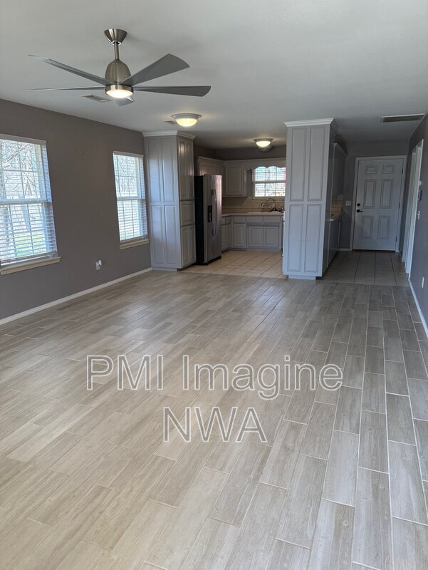 1 Wilton Ln, Bella Vista, AR 72715 - photo 4