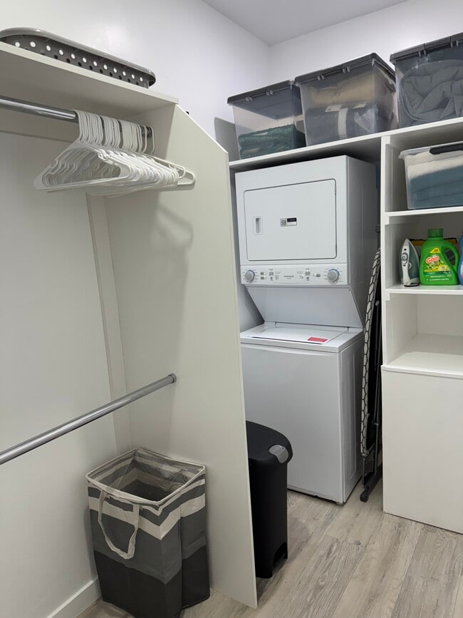 1023 N Gage Ave unit Casa Sebastian, Los Angeles, CA 90063 - photo 4