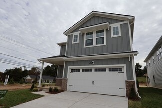 505 Canal Cir, Nashville, TN 37214