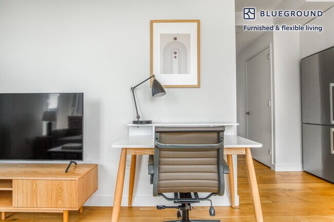 125 Delancey St unit FL14-ID1522, New York, NY 10002 - photo 4