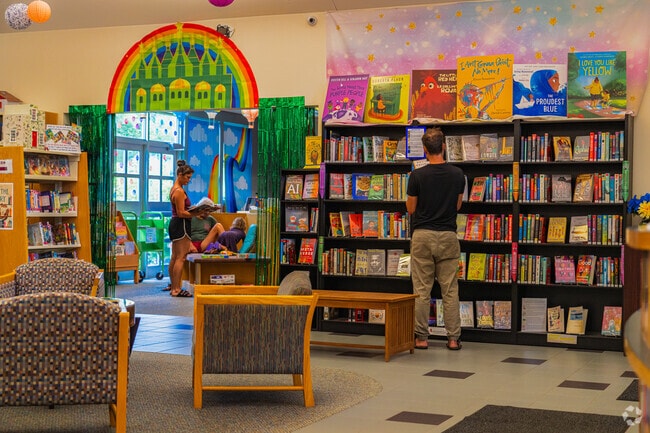 The Sherburne Memorial Library is a thriving spot for locals of Killington to enjoy as part of their community.