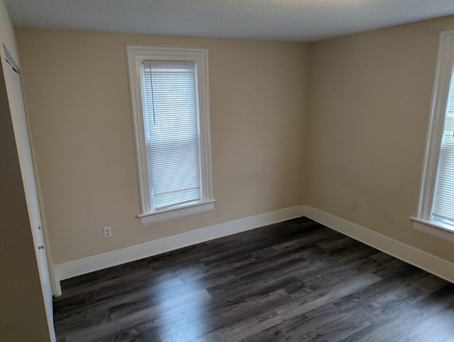 2404 2nd St, Cuyahoga Falls, OH 44221 - photo 7