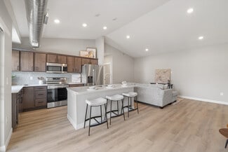 3730 50th St S, Fargo, ND 58104