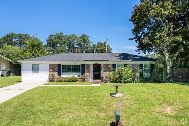 Oakhurst residents frequently embellish their lawns with plants and decorative garden items.