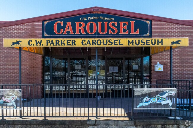 Leavenworth has a Carousel museum where visitors can ride a carousel that dates to 1913.