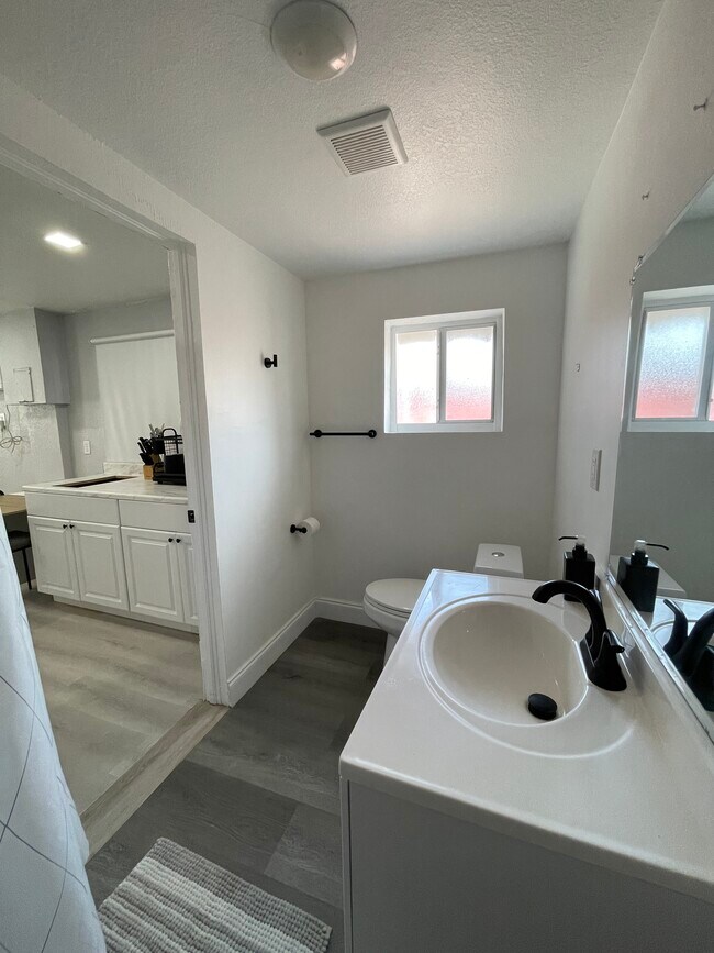 3101 N 66th Ave unit Studio, Hollywood, FL 33024 - photo 5
