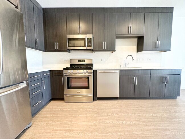 11405 Chandler Blvd unit 306, North Hollywood, CA 91601 - photo 4