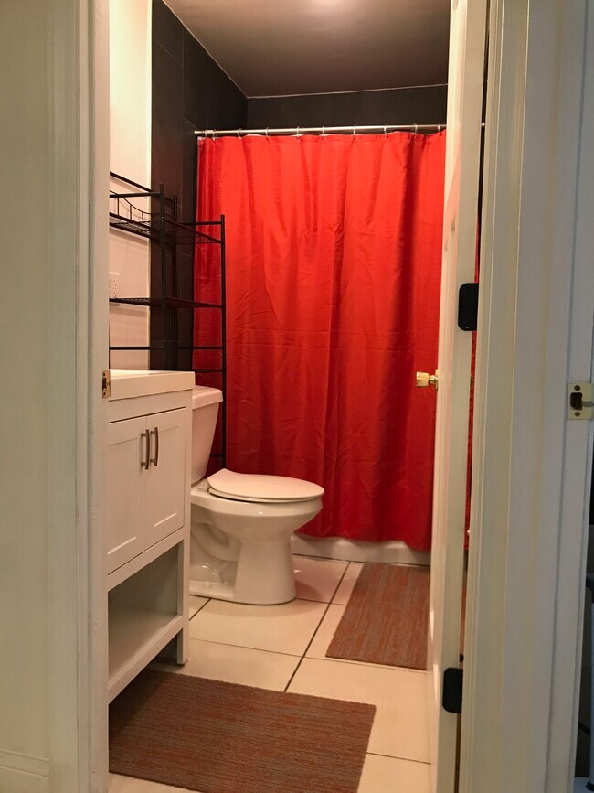 211 N Lincoln St unit 1, Kirksville, MO 63501 - photo 5