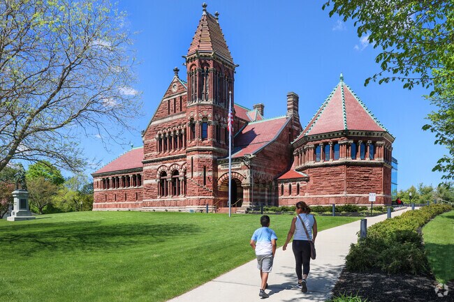 Winn Memorial Library is a National Historic Landmark nesr North Woburn.