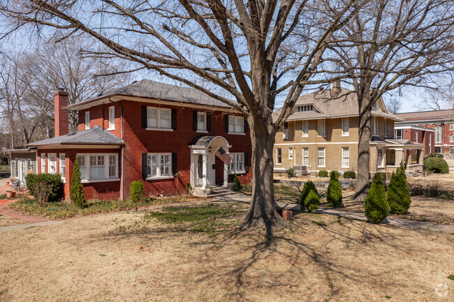 Downtown Covington features large colonials, foursquares, and craftsman homes.