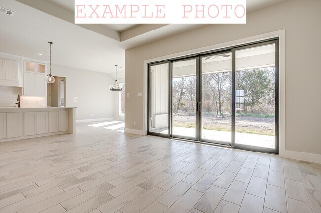 561 Royal Santana Run unit 38708042, Weatherford, TX 76087 - photo 7