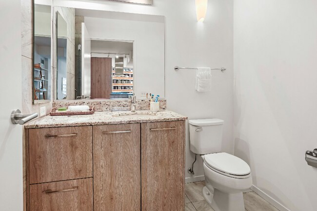 223 E Illinois St, Chicago, IL 60611 - photo 6