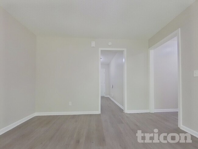 2308 S Partridge Cir, Hopkins, SC 29061 - photo 3