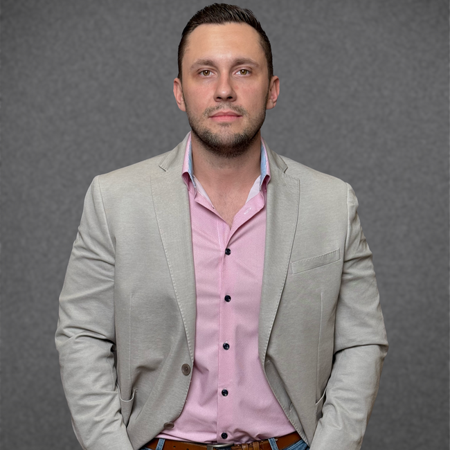 Agent Photo