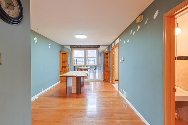 2421 Vista St, Philadelphia, PA 19152 - photo 5