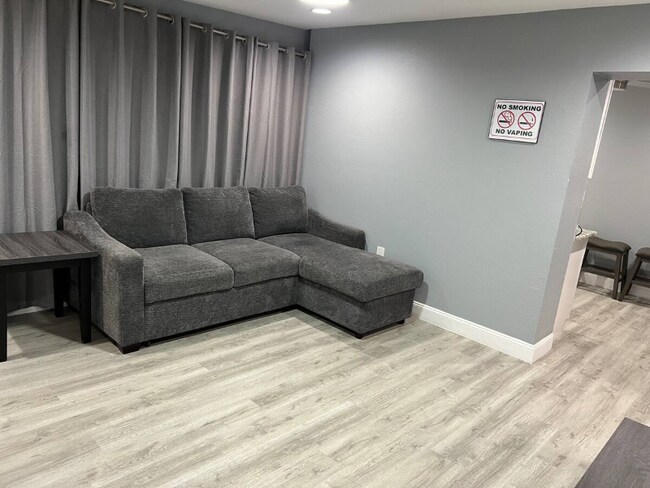 11334 74th Ave unit 2B, Seminole, FL 33772 - photo 2