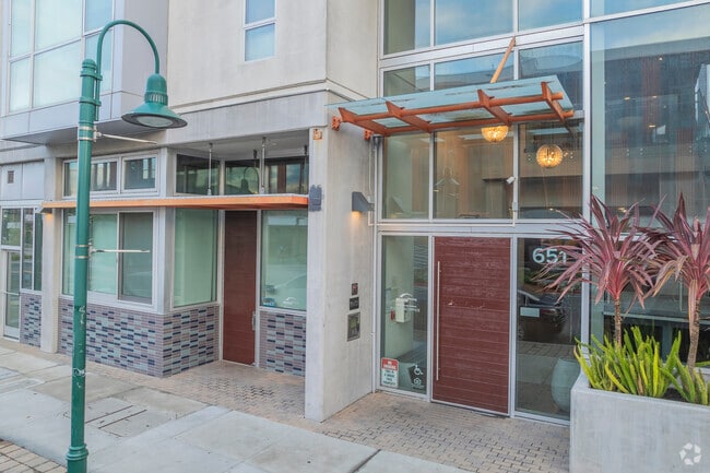 Viewpoint, Berkeley, CA 94710 - photo 2