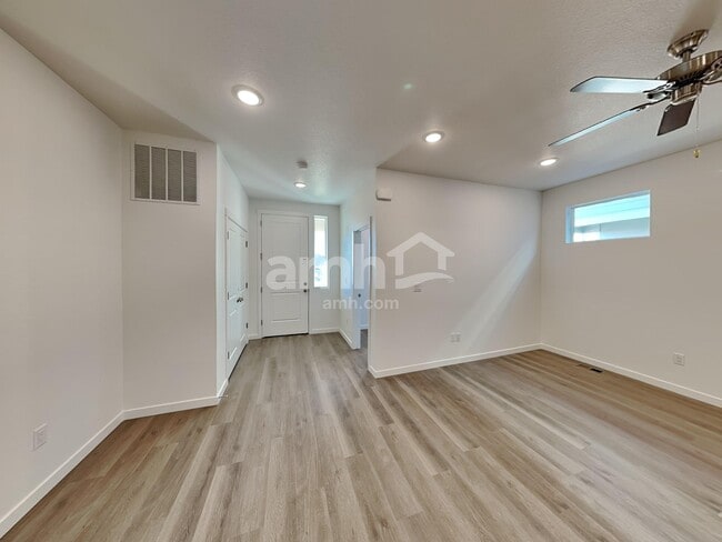 23652 E 3rd Place, Aurora, CO 80018 - photo 5