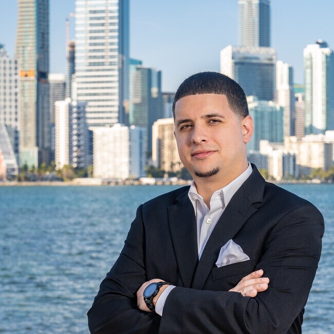 Agent Photo
