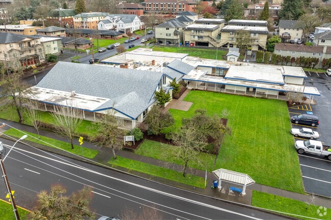 Life Lutheran School is a private school in the West University neighborhood of Eugene.