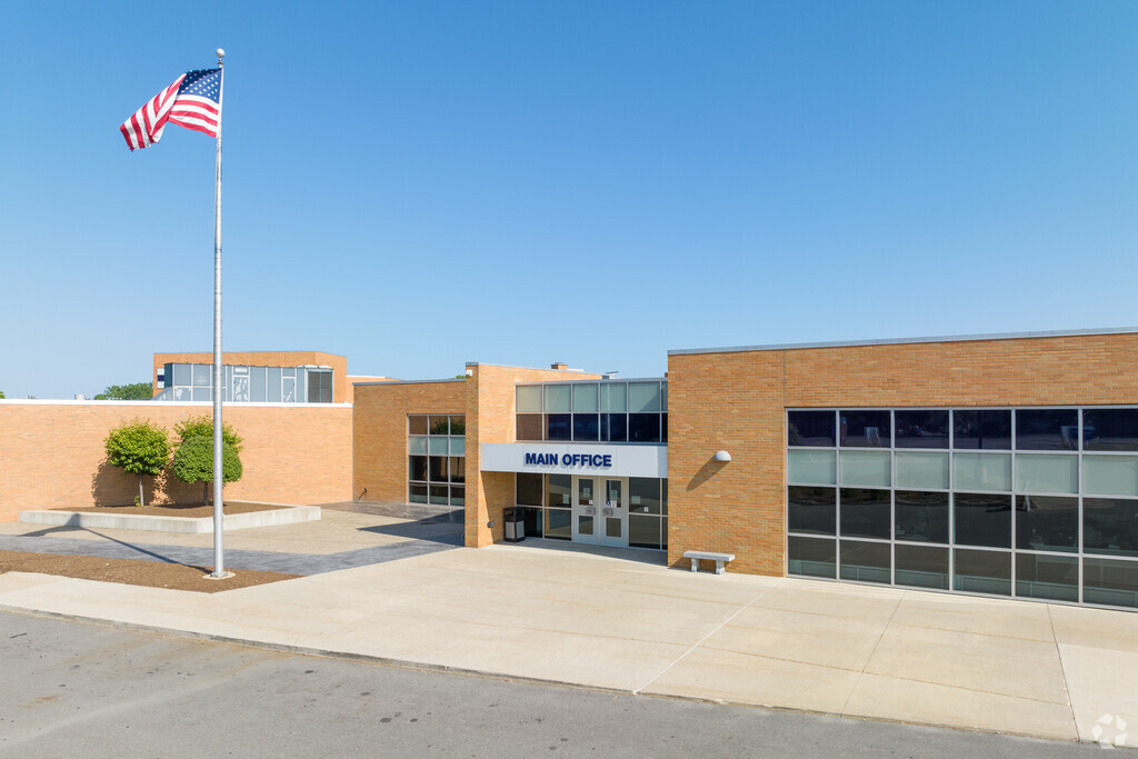 Welcome to Woodhaven High School in the Brownstown Charter Township.