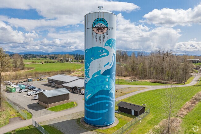 The Muckleshoot Indian Tribe is a Federally Recognized Indian Tribe composed of descendants of the Duwamish and Upper Puyallup Peoples.