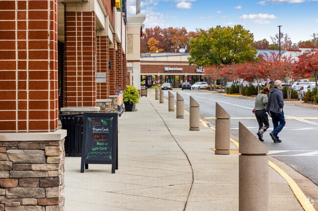 Stores for everything you need are a short drive away for people in Bryans Road.