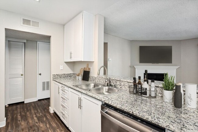 Fountains at Point West, Sacramento, CA 95815 - photo 7