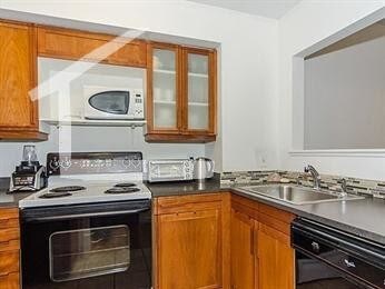 The Vicomte unit 212, Allston, MA 02134 - photo 1