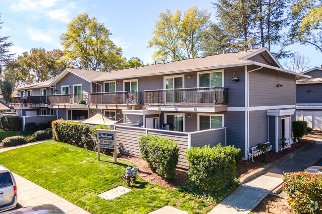 Peachwood, Fairfield, CA 94533 - photo 2