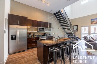 1008 W Lake St, Chicago, IL 60607