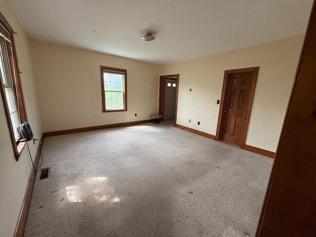1143 Beacon St unit 1, Newton Highlands, MA 02461 - photo 3