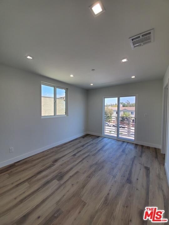 2337 1/2 S Crenshaw Blvd unit 2337, Los Angeles, CA 90016 - photo 5